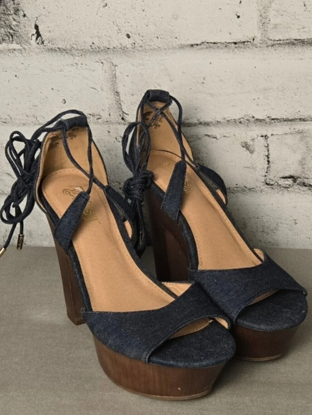 Brash Denim Lace Up Platform Heels Chunky Wooden Sandals Size 8.5